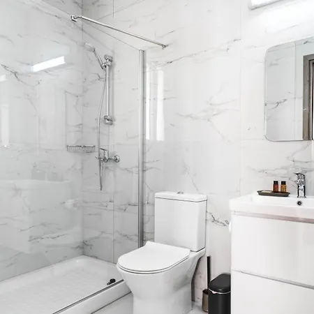 Alexis Court 301 Apartment *