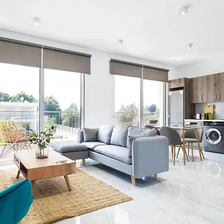 Apartment Alexis Court 301 *
